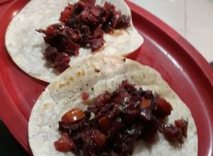 Una foto de Tacos de Flor de Jamaica