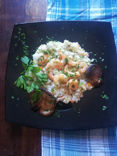 Una foto de Arroz con verduras y gambas