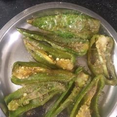 Fry green chilli A picture of Fry green chilli.