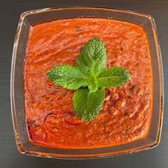 A picture of Yogurt chutney.