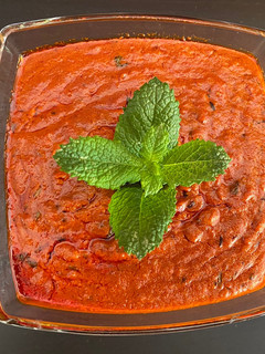 A picture of Yogurt chutney.