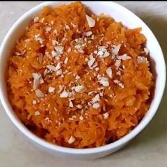 A picture of Gajar ka halwa.