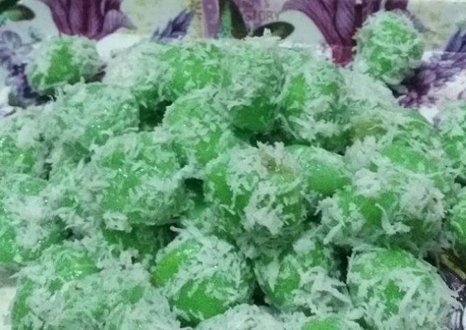 Resep Klepon Oleh Mamah Farrel Fira Cookpad