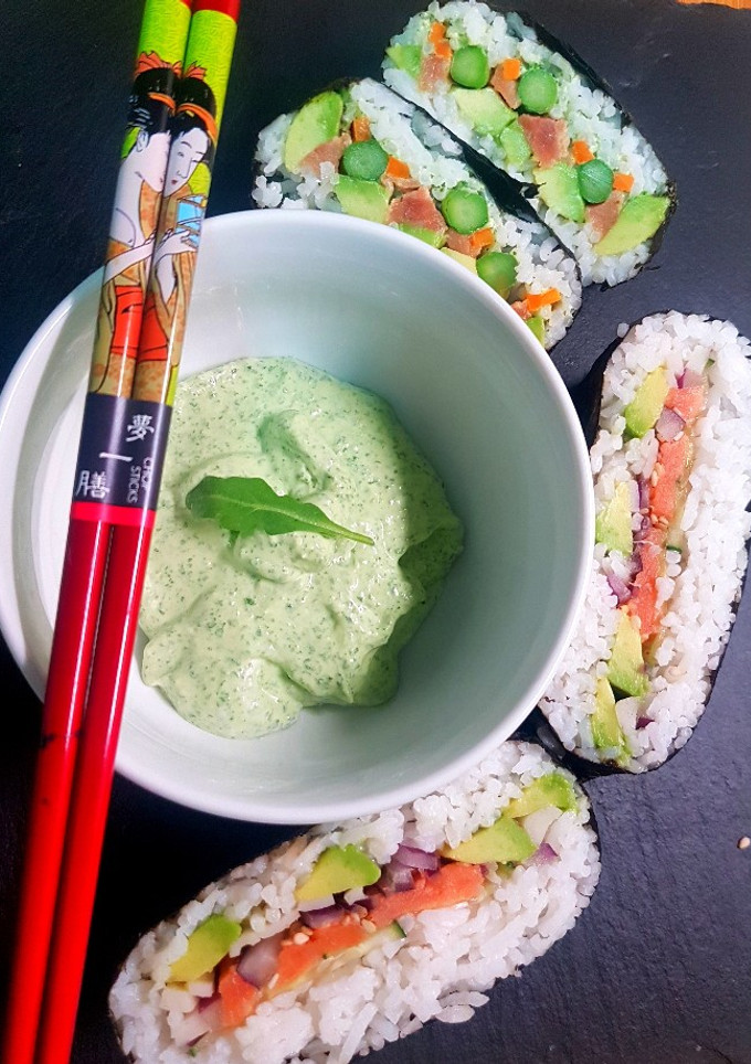 Una foto de Salsa de rúgula y wasabi