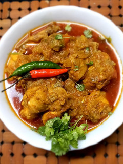 মুরগির ঝোল (murgir jhol recipe in Bengali) রেসিপির প্রধান ছবি