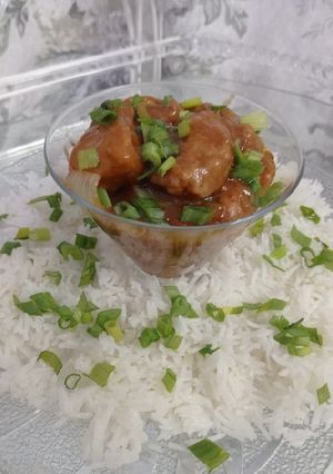 A picture of Chicken Chilli 😋With garlic Rice.