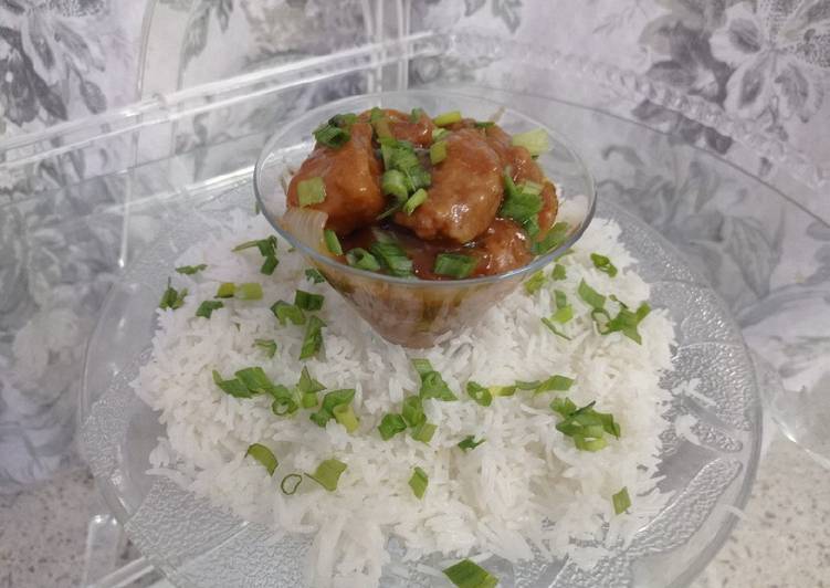 Recipe of Favorite Chicken Chilli 😋With garlic Rice