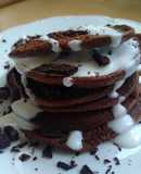 Keto chocolate pancakes with mascarpone (no flour, no sugar)