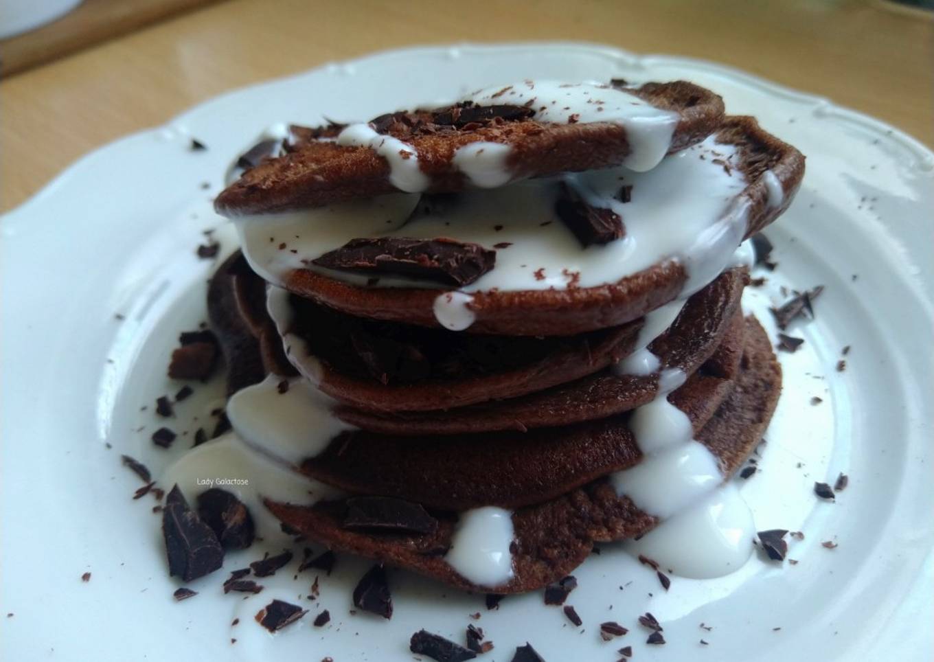 Keto chocolate pancakes with mascarpone (no flour, no sugar)
