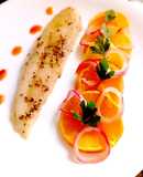 Filetto di Persico alle Erbe Arancio Miele e Cipolla Rossa