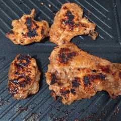 A picture of Steak ayam viral.