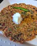 Spring onion methi Thalipeeth