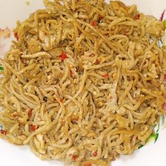 A picture of Fried indomie.