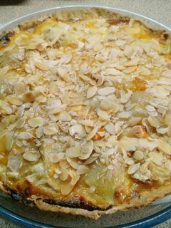 Una foto de Tarta de peras con almendras