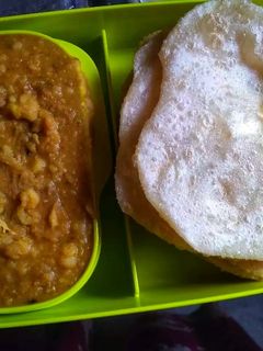 লুচি ছোলার ডাল (Luchi cholar dal recipe in Bengali) রেসিপির প্রধান ছবি