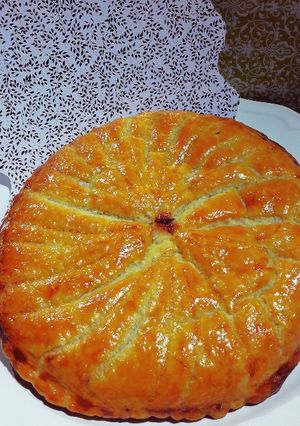 Une photo de ¨^Galette des Rois, frangipane praliné pistache¨^