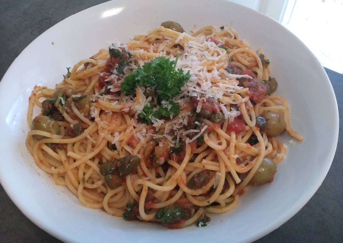 Spaghetti with Kaper and Anchovy Sauce