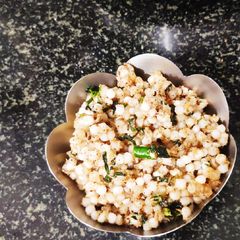 A picture of Sabudana khichadi.