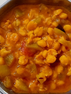દુધી ચણા ની દાળ નું શાક (Dudhi Chana Dal Shak Recipe In Gujarati રેસીપી મુખ્ય ફોટો