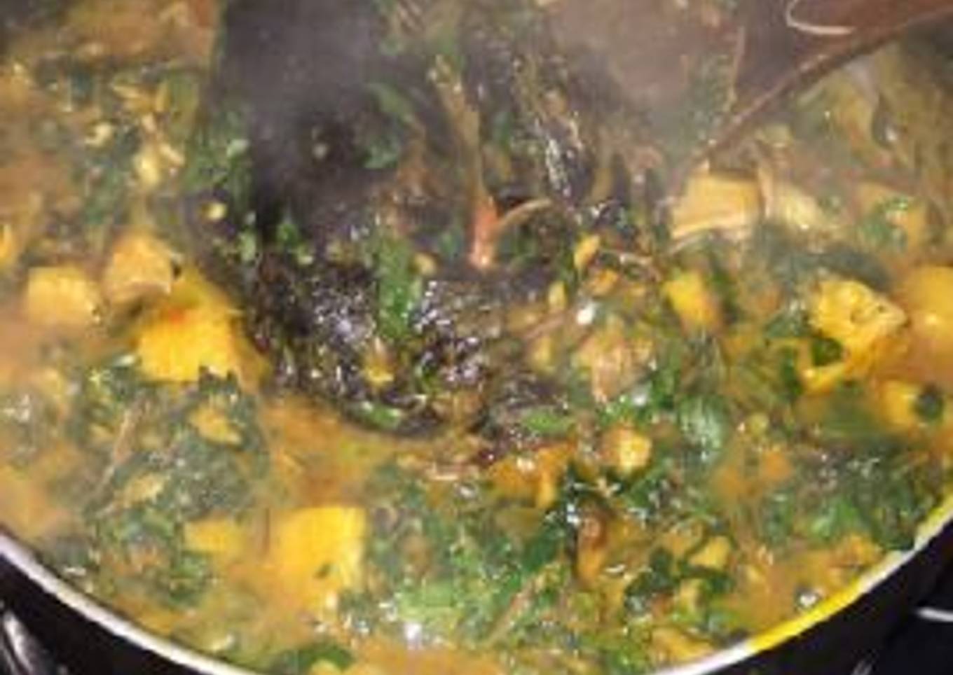 Yam porriage with vegetable and dry fish