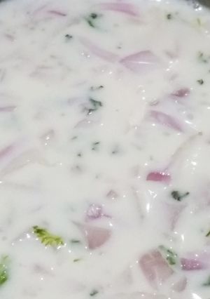 A picture of Onion Riata.