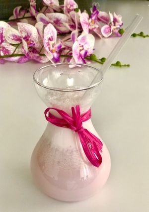 Une photo de Lait fraise à la fleur d’oranger
