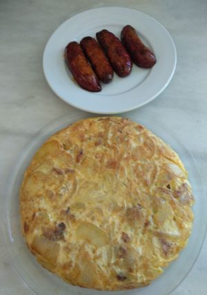 Una foto de Tortilla de patatas a leña