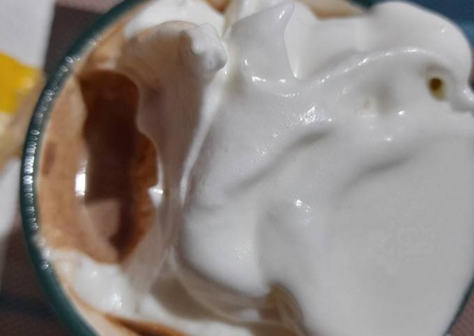 Chocolate Caliente con merengue