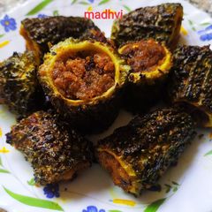 A picture of Stuffed Karela (Bittergourd).
