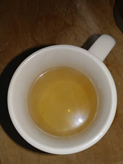 Una foto de Té de piña casero☕ 🍍