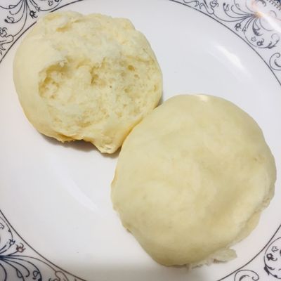 BÁNH MÌ NƯỚNG VÀNG ƯƠM PHỦ BƠ SỮA BÉO NGẬY THƠM LỪNG