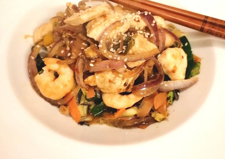 Easiest Way to Prepare Super Quick Homemade King Prawn, Chicken &amp; Courgetti Noodle Stir Fry