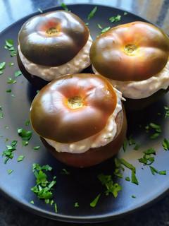 Una foto de Tomates rellenos