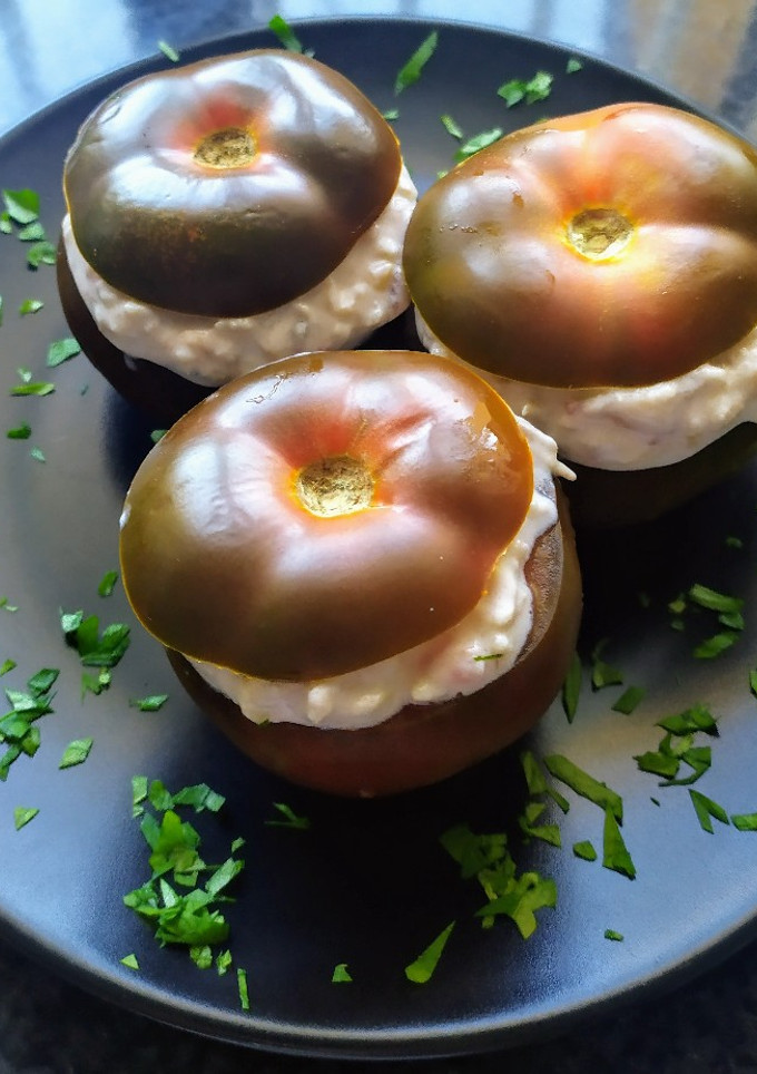 Una foto de Tomates rellenos