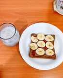 Giảm cân - bữa sáng - eat clean: Bánh mì nguyên cám chuối + sữa yến mạch (284 calo)