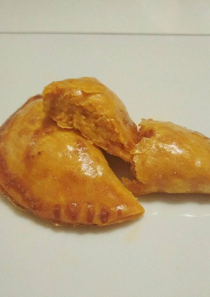 Una foto de Empanadillas humildes de pollo