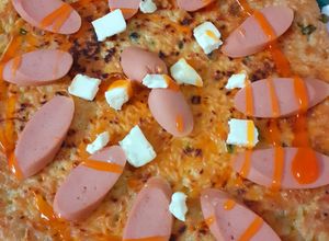 Hình của món Pizza mì gói.