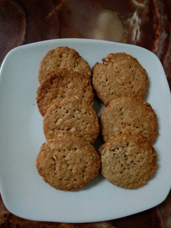 A picture of Oat biscuits.
