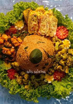 Foto resep Tumpeng mie ulang tahun
