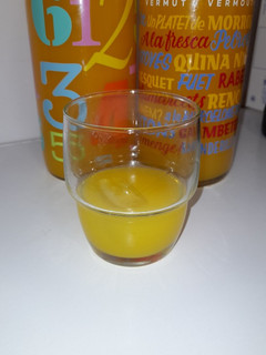 Una foto de Licor de naranja o Cointreau casero