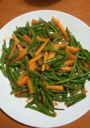 A picture of French beans#Recreate.