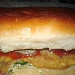 Karachi Street style burger..... Yummy..🍔🍔 A picture of Karachi Street style burger..... Yummy..🍔🍔.