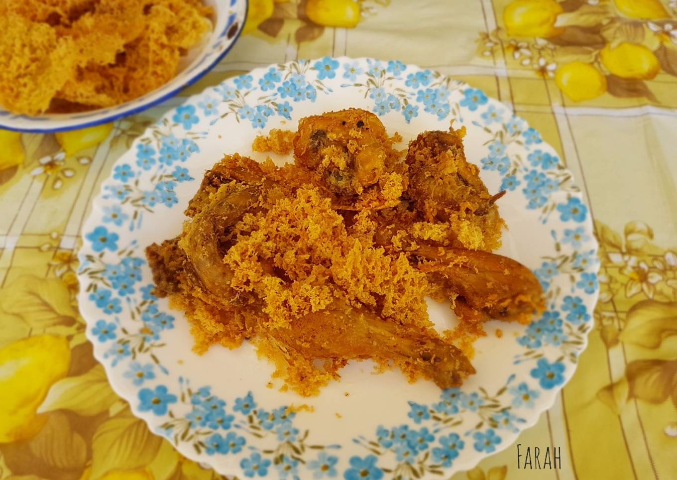Ayam goreng kremes