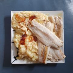 A picture of Fisherman's Pie.