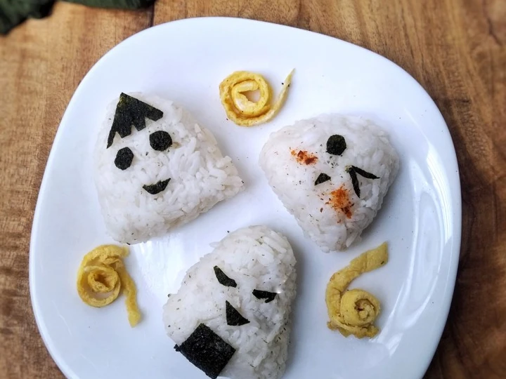 Cara Simple Menyiapkan Resep  Onigiri Simple yang Bikin Ngiler, Lezat Sekali