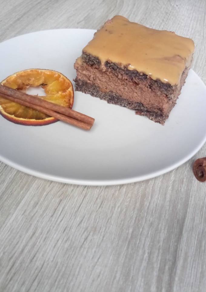 Пляцок Маковий з шоколадним кремом