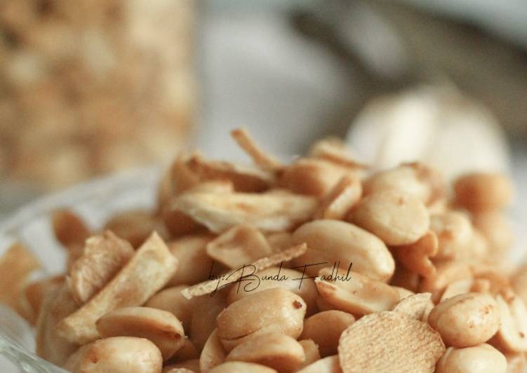 Kacang bawang renyah,gurih & mudah