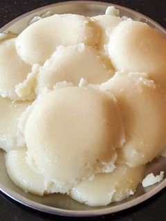 அவல் இட்லி(aval idli recipe in tamil) செய்முறை முக்கிய புகைப்படம்