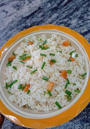 A picture of Making sticky rice to regular (non sticky rice).