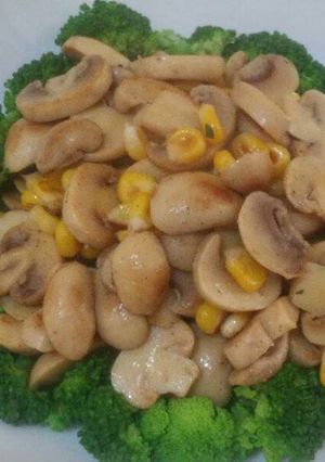 Foto resep Brokoli tumis jamur